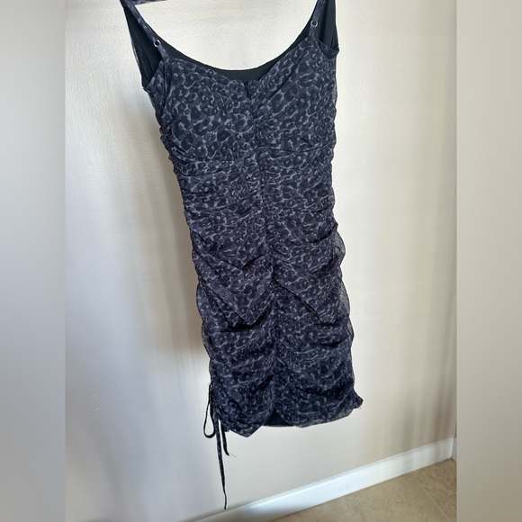 Black and grey leopard print cocktail mini dress - Picture 4 of 4